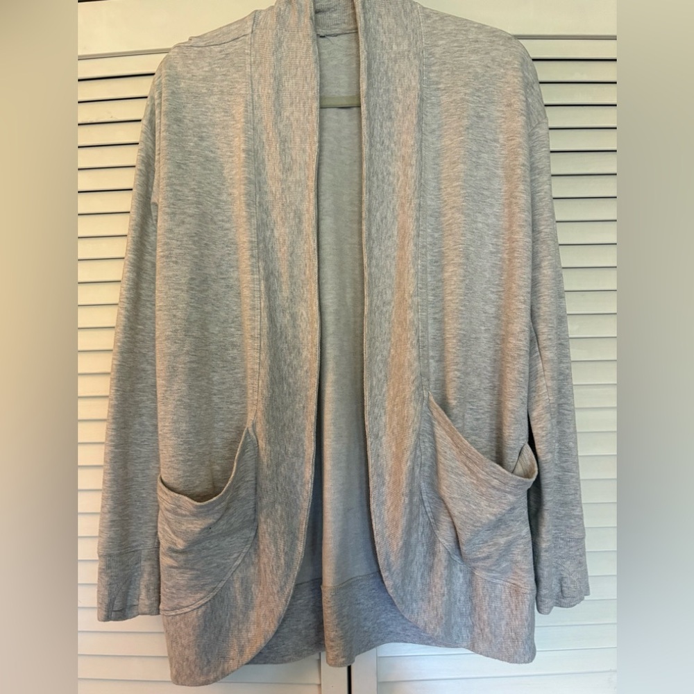 Athleta Girl Light Heather Gray Open-Front Cardigan with Front Pockets